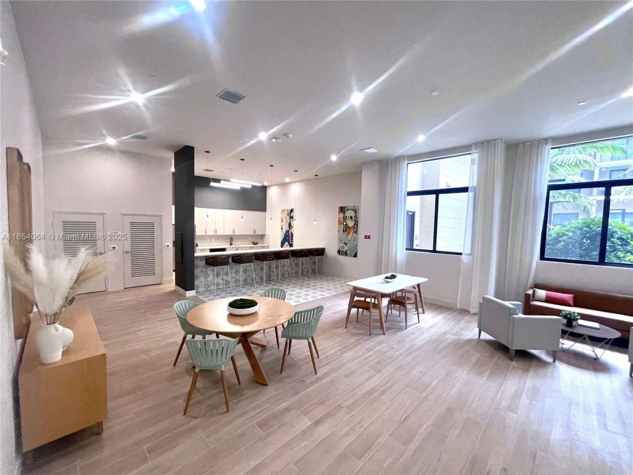 18412 Homestead Ave, Unit 606, Miami, FL 33157 Photo