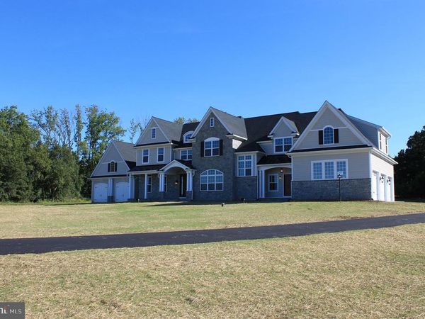 3235 HEEBNER ROAD, COLLEGEVILLE, PA 19426