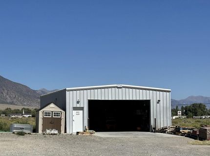 70 Manley Ranch Road, Round Mountain, NV 89045 Photo