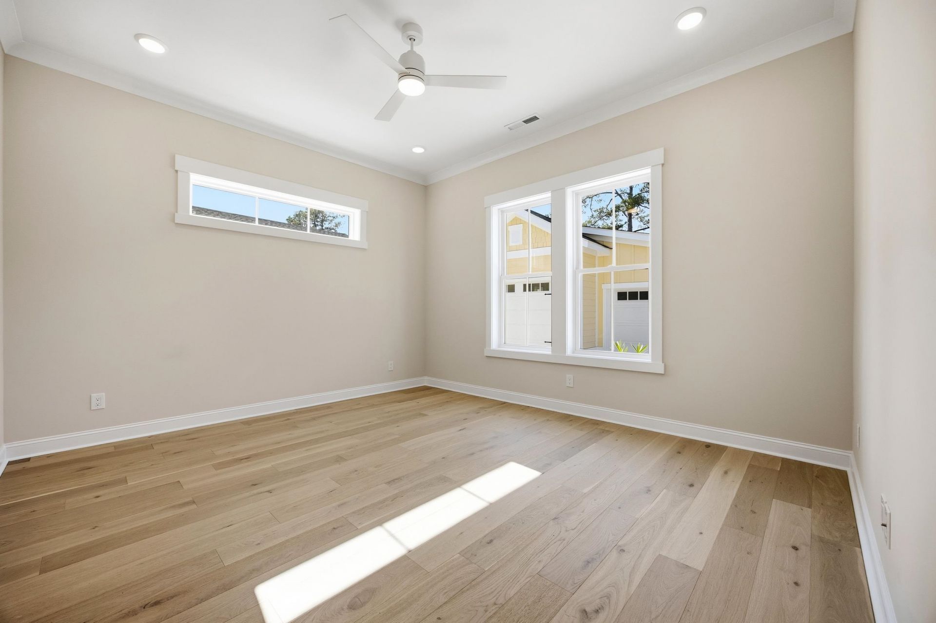 8111 Laurel Ash Ave. Photo 16