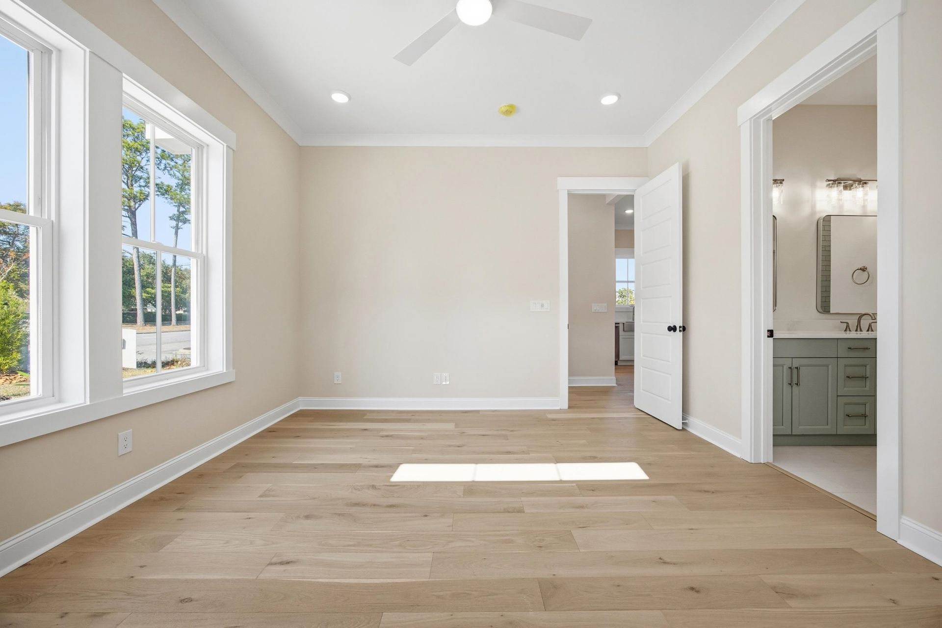 8111 Laurel Ash Ave. Photo 17