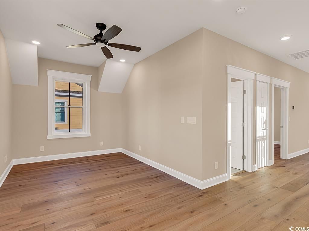8111 Laurel Ash Ave. Photo 17