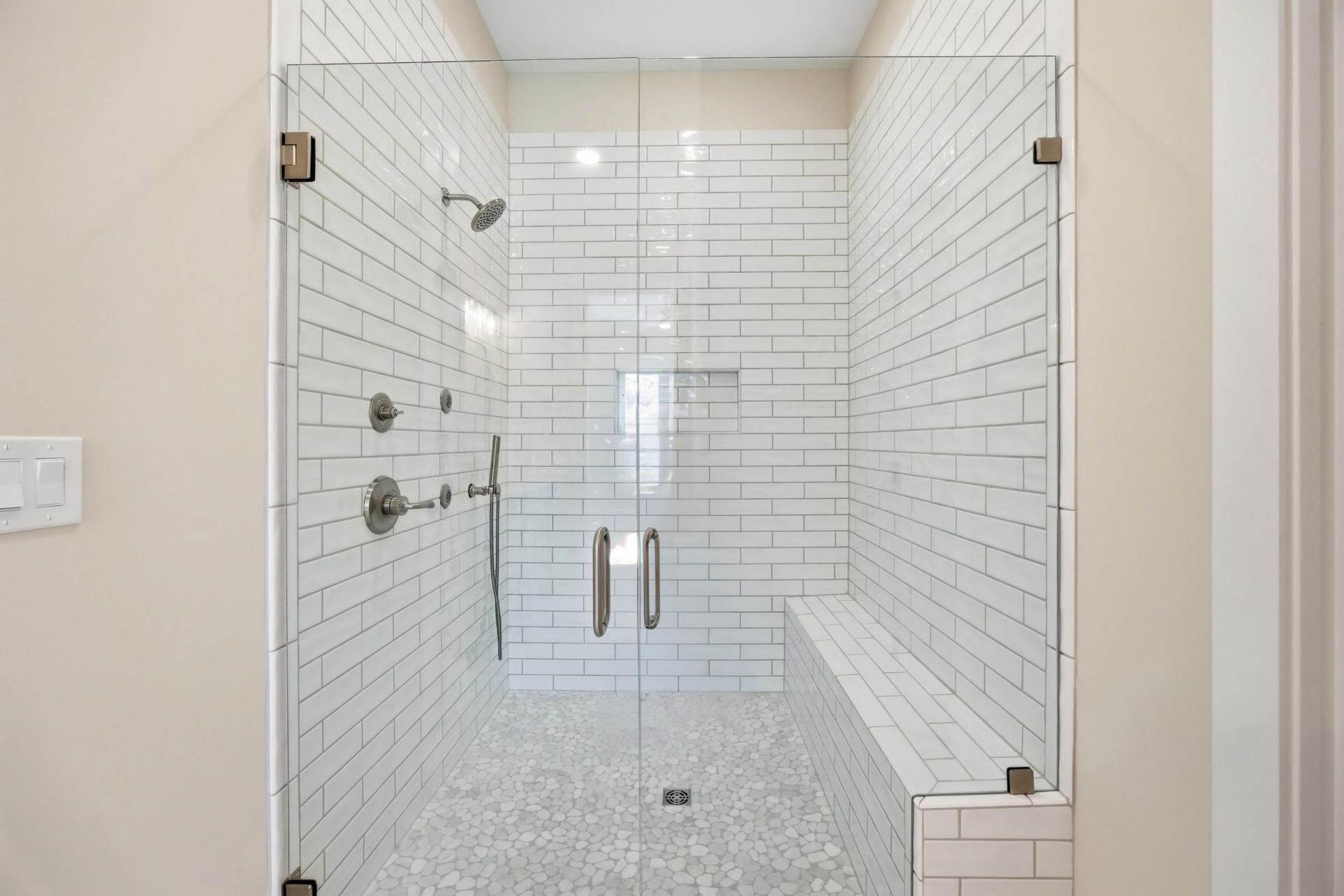 8111 Laurel Ash Ave. Photo 19