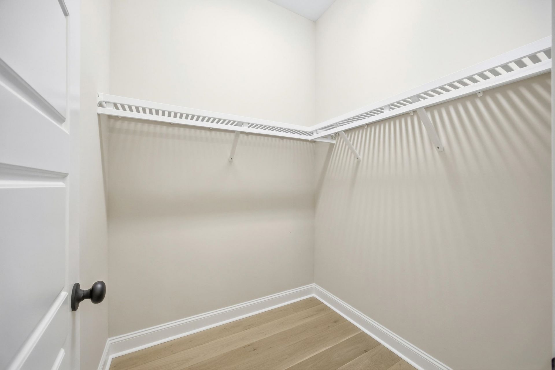 8111 Laurel Ash Ave. Photo 21
