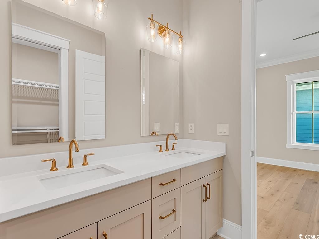 8111 Laurel Ash Ave. Photo 24