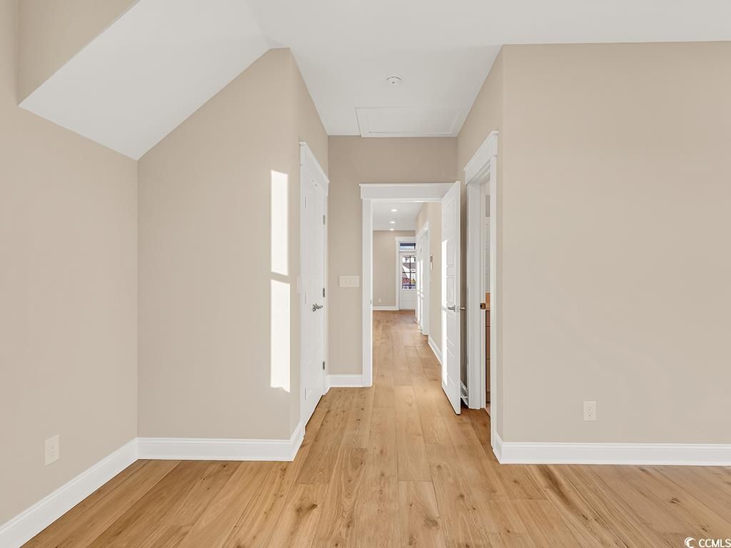 8111 Laurel Ash Ave. Photo 29
