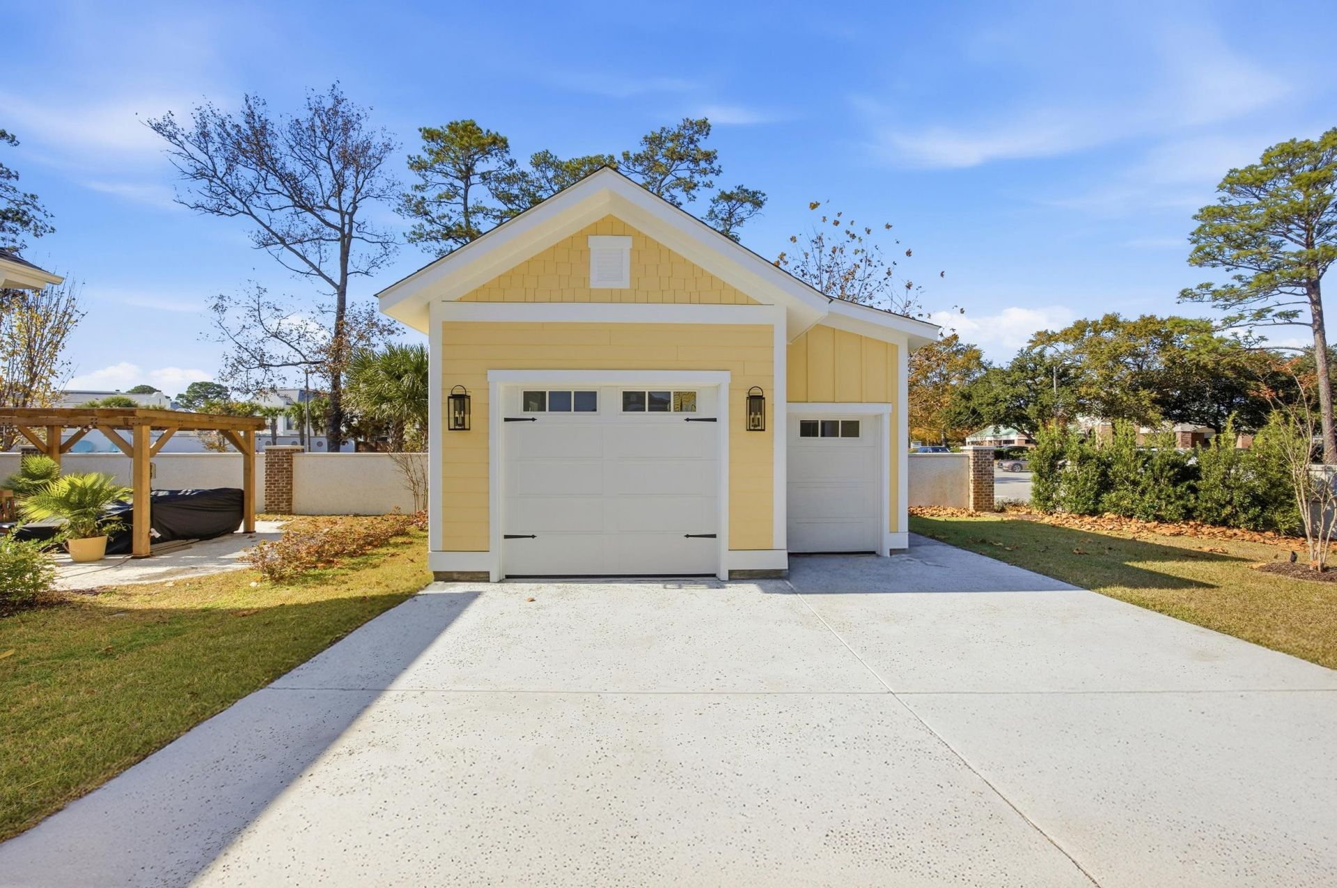 8111 Laurel Ash Ave. Photo 5
