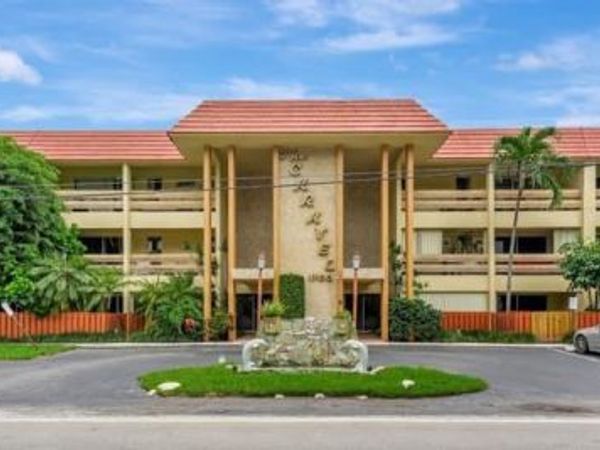 1700 SE 15th St, Unit 206, Fort Lauderdale, FL 33316