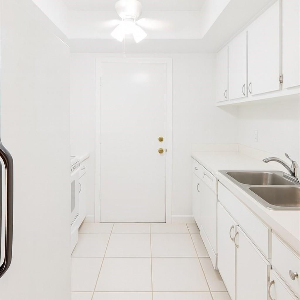 1700 SE 15th Street, Unit 206, Fort Lauderdale, FL 33316 Photo