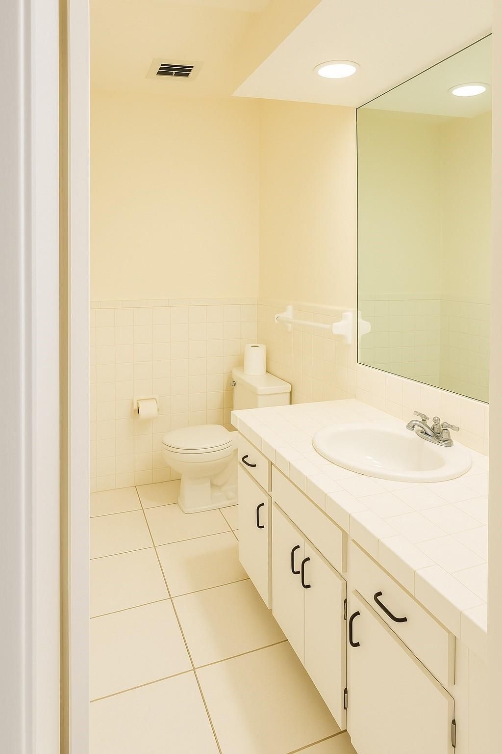 1700 SE 15th Street, Unit 206, Fort Lauderdale, FL 33316 Photo