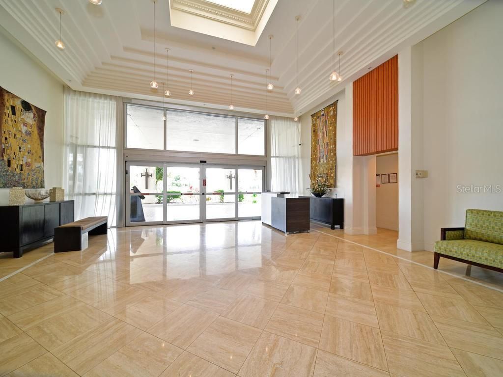 2425 Gulf Of Mexico Drive, Unit 7F, Longboat Key, FL 34228 Photo