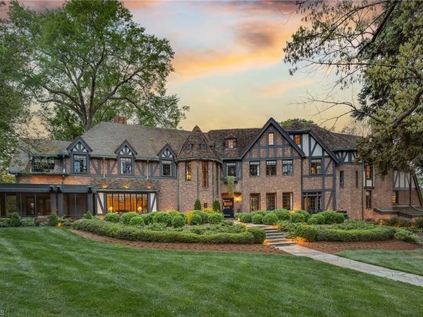 301 Fisher Park Circle, Greensboro, NC 27401