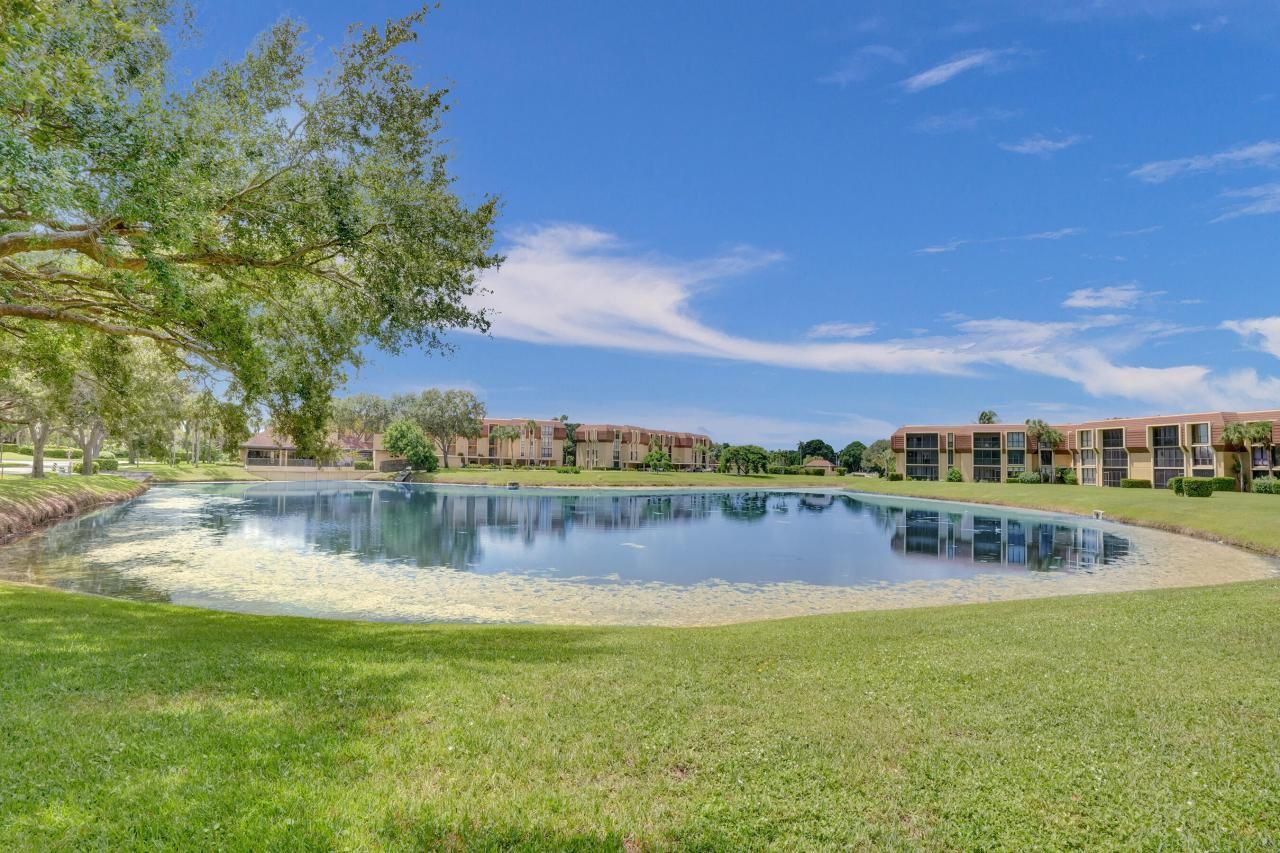5344 Woodland Lakes Drive, Unit 223, Palm Beach Gardens, FL 33418 Photo