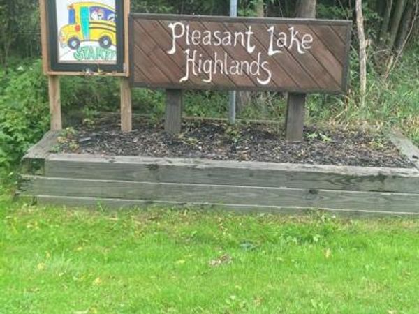 0000 Blue Jay Way, West Bloomfield Twp, MI 48322