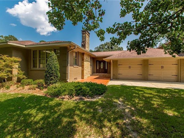 1601 SUNSET Drive, Bogalusa, LA 70427