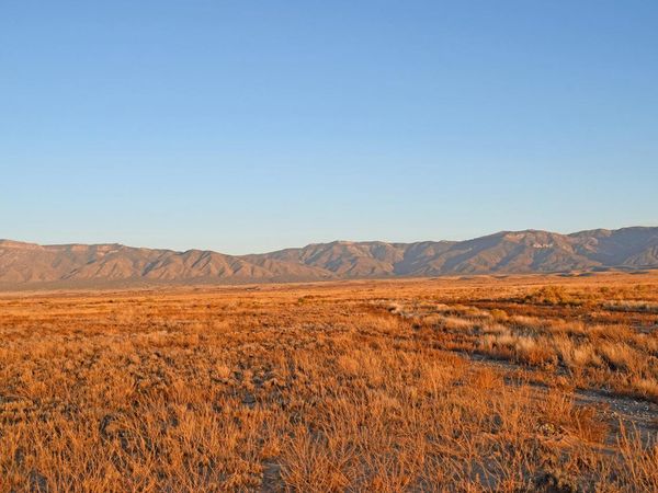 Lot 1-2 Rio Del Oro, Unit 3, Los Lunas, NM 87031