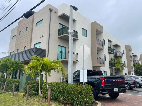 640 W 18th St, Unit 107, Hialeah, FL 33010