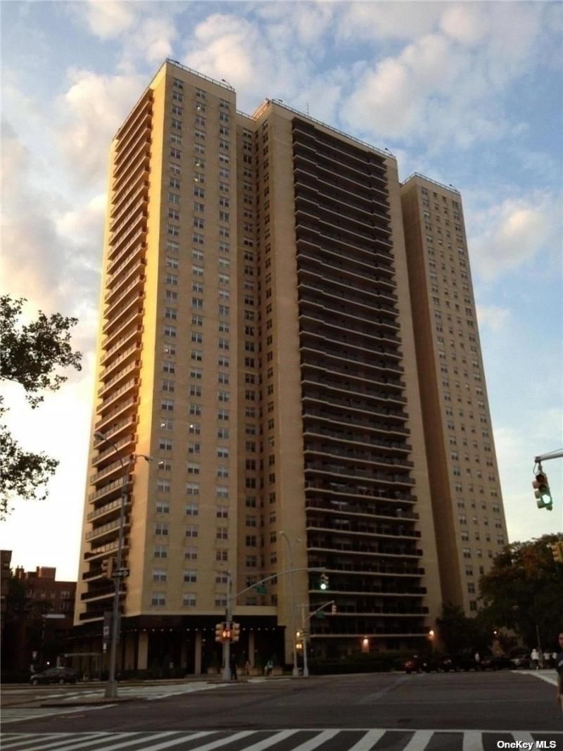 110-11 Queens Boulevard, Unit F4, Forest Hills, NY 11375 Main Photo