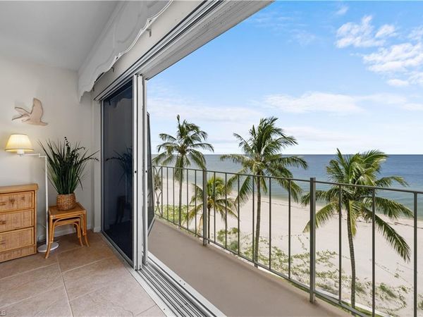 2011 Gulf Shore BLVD N, Unit 44, NAPLES, FL 34102