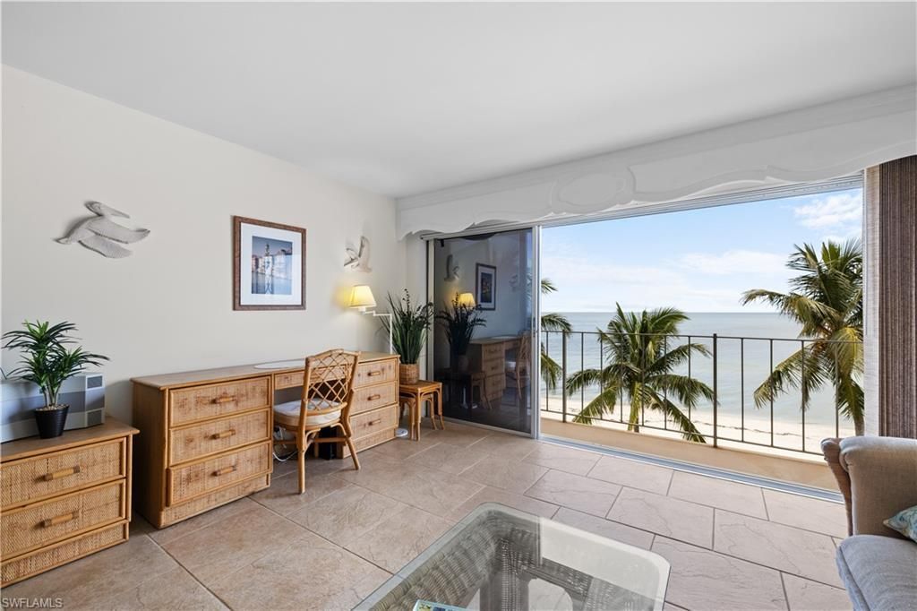 2011 Gulf Shore Blvd N, Unit 44, Naples, FL 34102 Photo