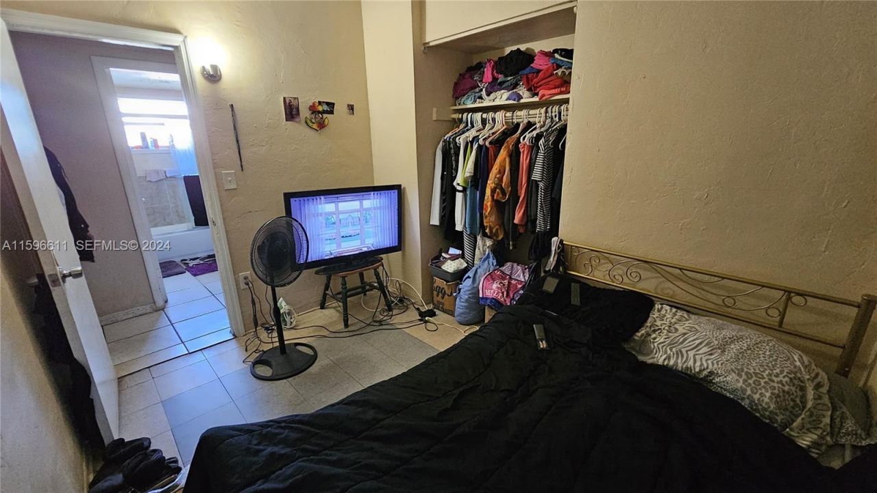 155 NW 30th Ter, Fort Lauderdale, FL 33311 Photo