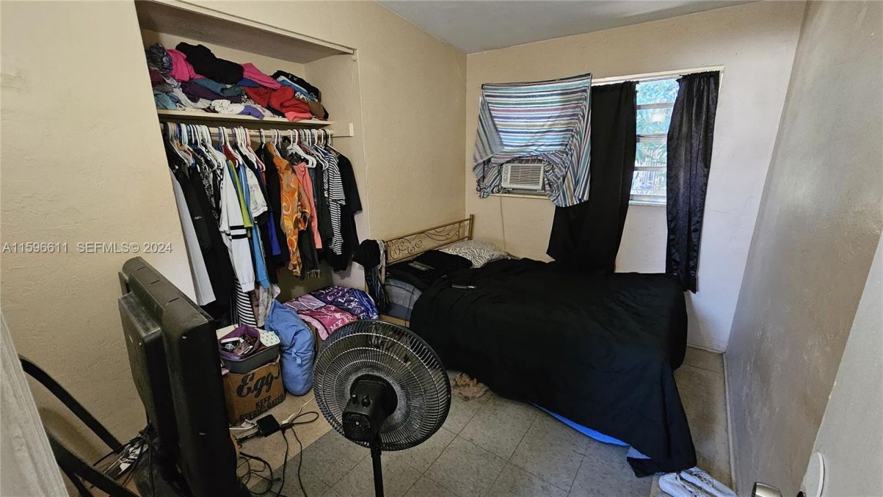 155 NW 30th Ter, Fort Lauderdale, FL 33311 Photo