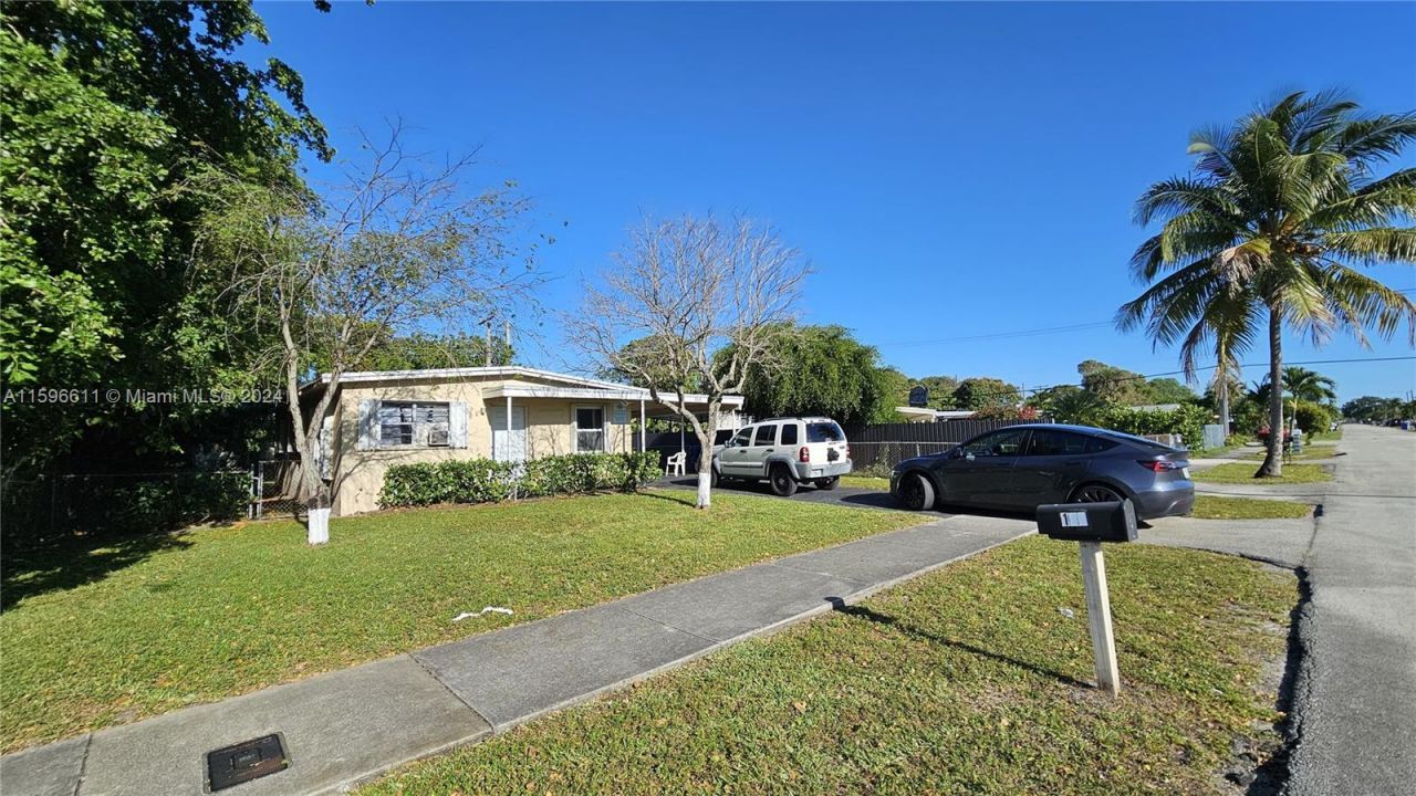 155 NW 30th Ter, Fort Lauderdale, FL 33311 Photo