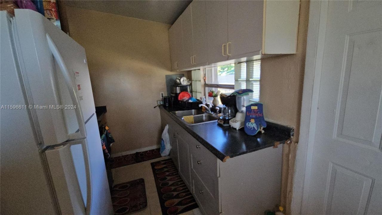 155 NW 30th Ter, Fort Lauderdale, FL 33311 Photo