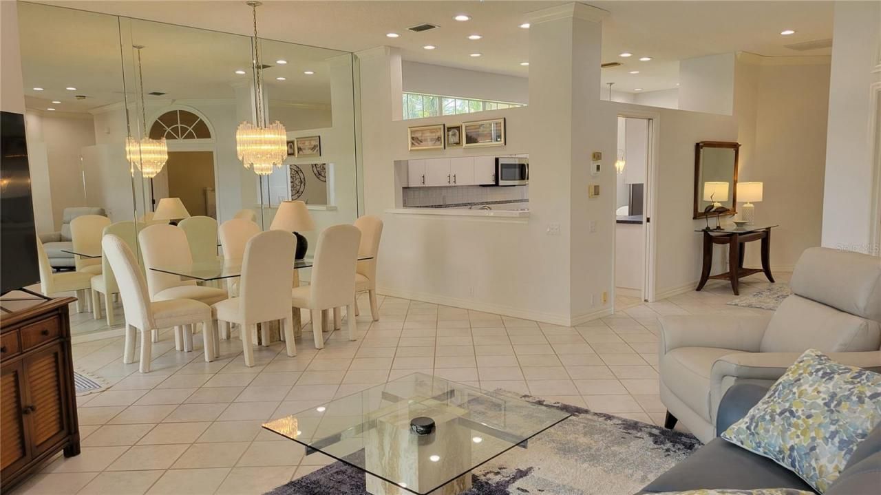 7557 Fairlinks Court, Sarasota, FL 34243 Photo