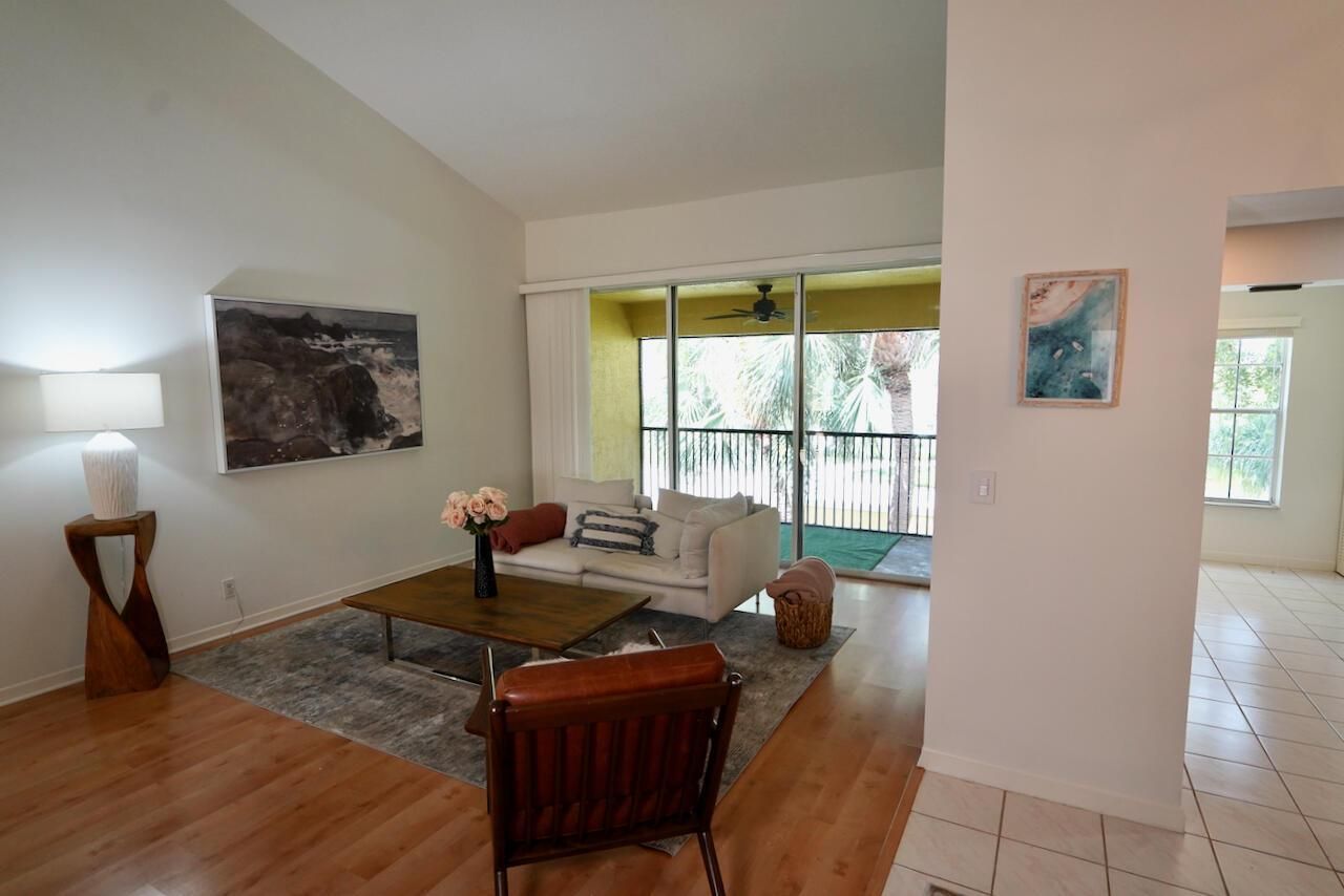 2121 S Ocean Boulevard, Unit 804, Lauderdale by the Sea, FL 33062 Photo