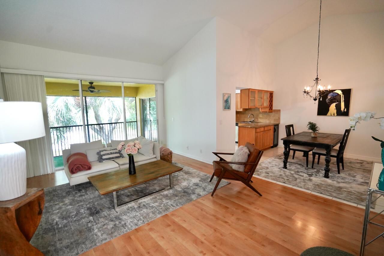 2121 S Ocean Boulevard, Unit 804, Lauderdale by the Sea, FL 33062 Photo