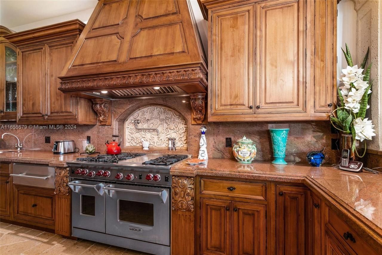 2306 Bay Dr, Pompano Beach, FL 33062 Photo