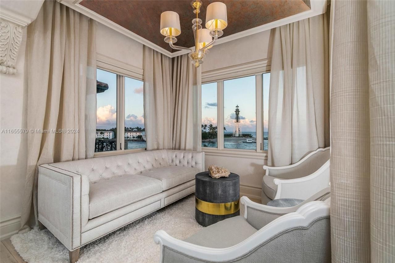 2306 Bay Dr, Pompano Beach, FL 33062 Photo