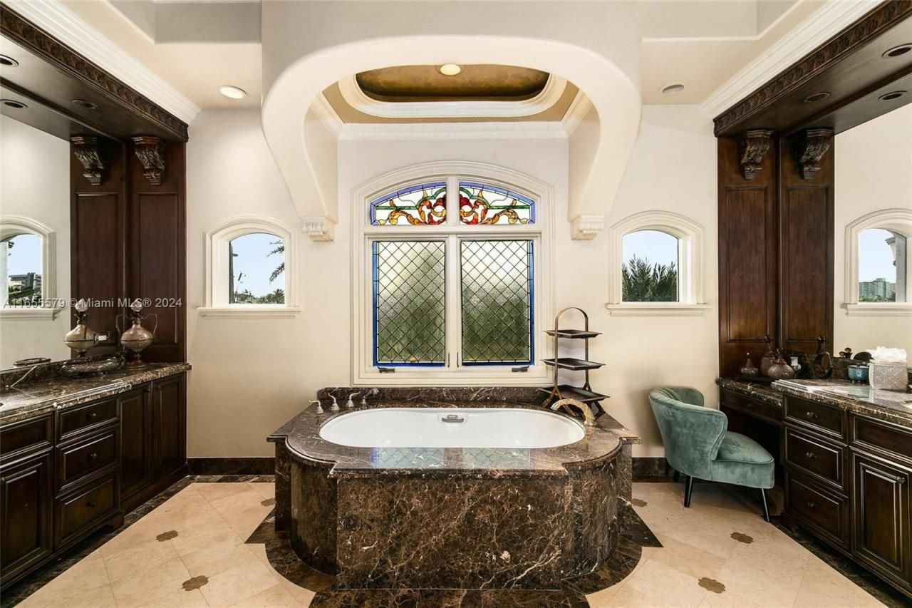 2306 Bay Dr, Pompano Beach, FL 33062 Photo