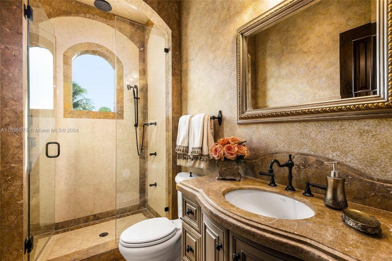 2306 Bay Dr, Pompano Beach, FL 33062 Photo