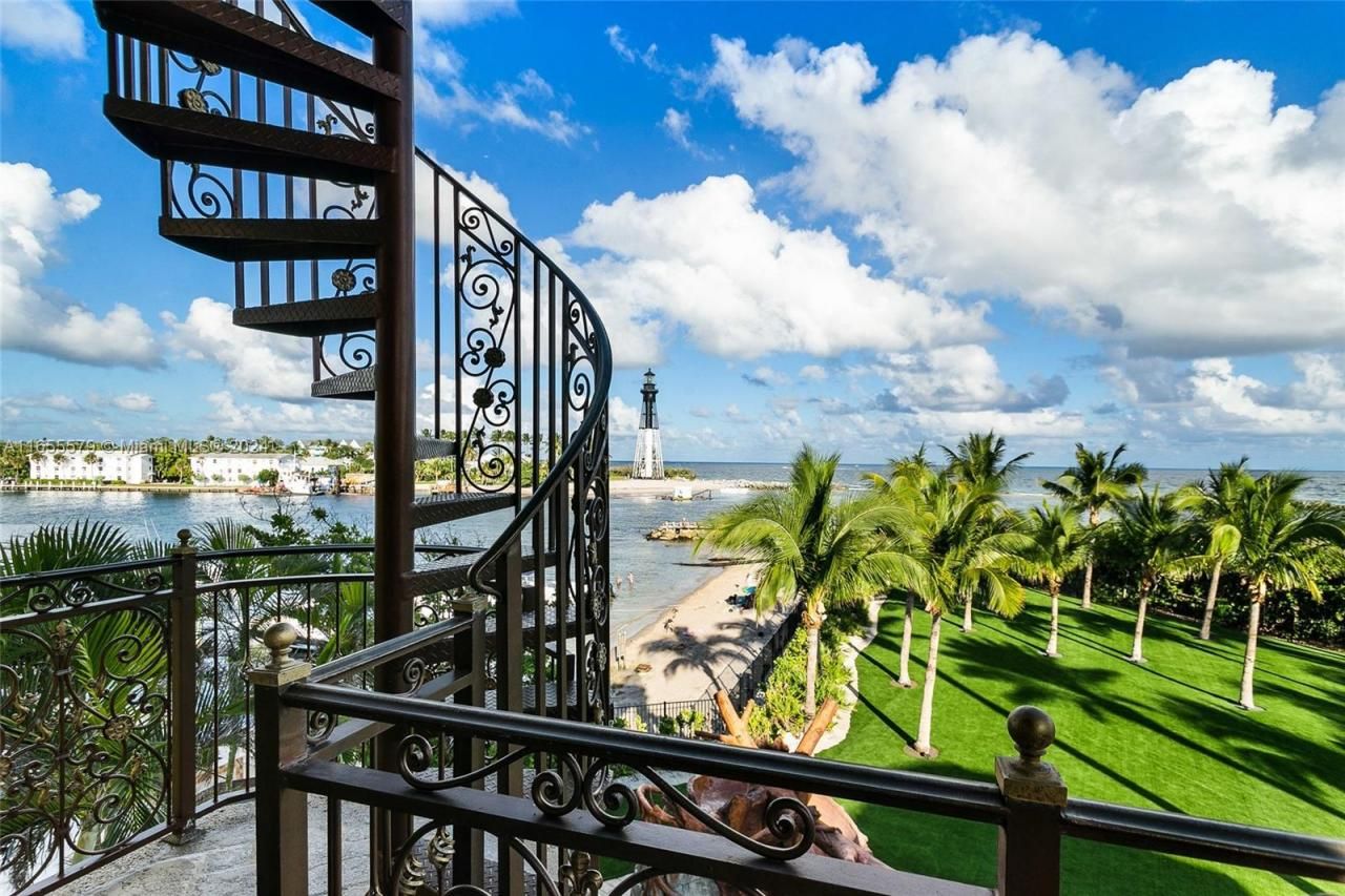 2306 Bay Dr, Pompano Beach, FL 33062 Photo