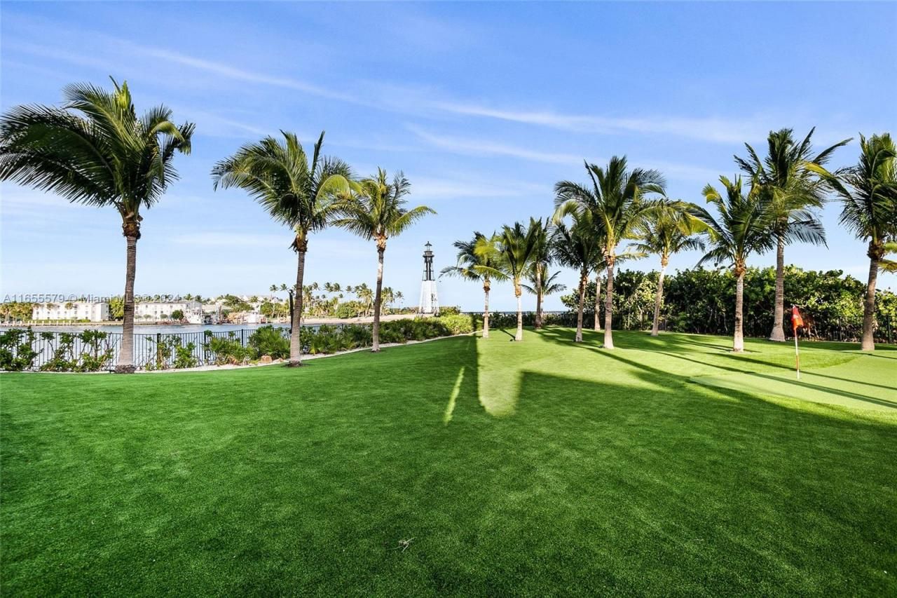 2306 Bay Dr, Pompano Beach, FL 33062 Photo