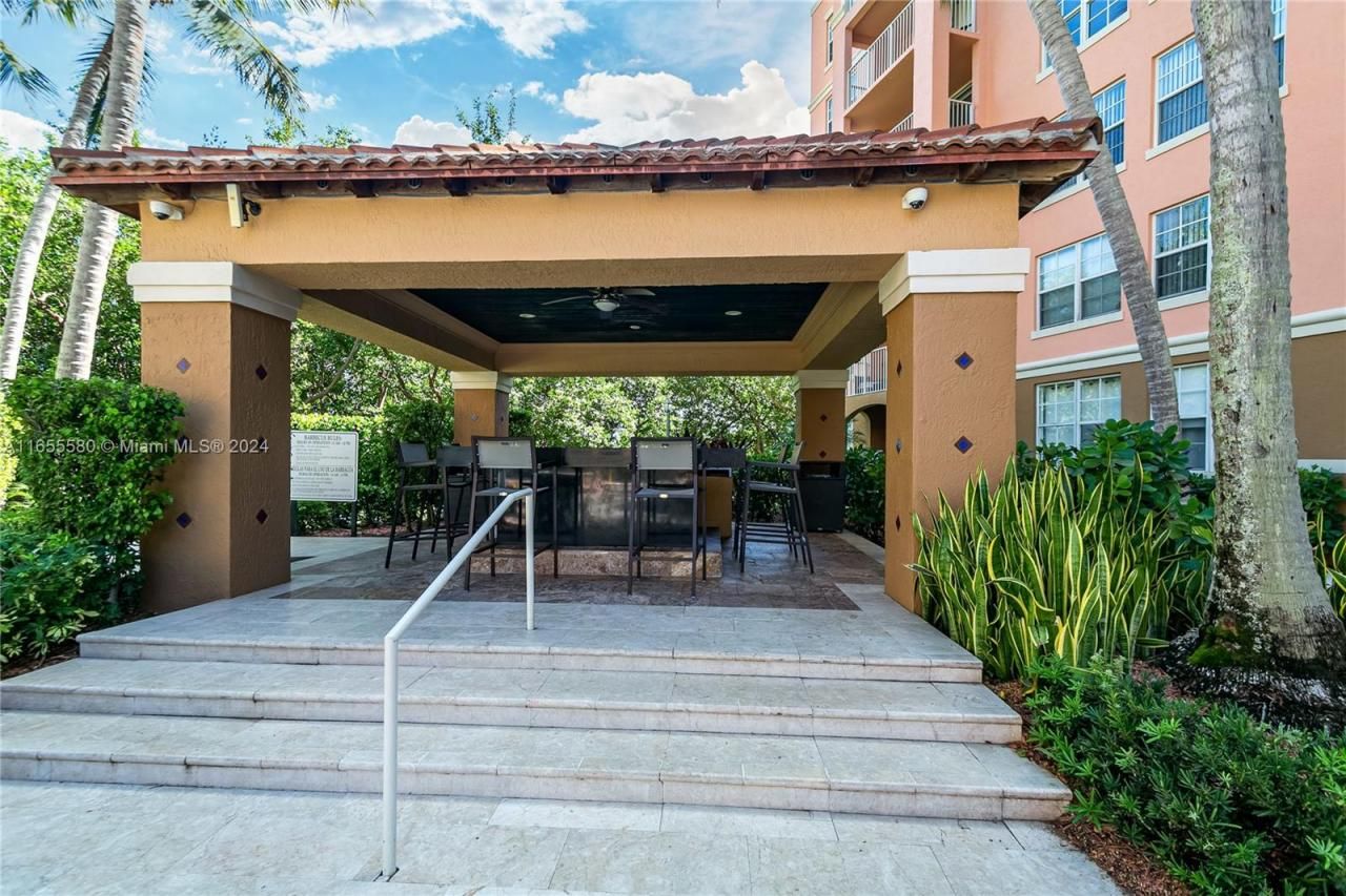 19701 E Country Club Dr, Unit 5107, Aventura, FL 33180 Photo