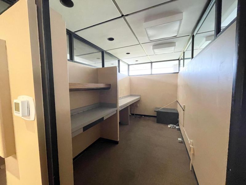 1325 E Dublin Granville Road, Columbus, OH 43229 Photo 9