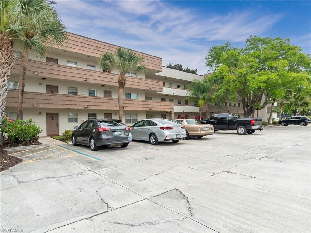 499 Forest Lakes Blvd, Unit 2-309, Naples, FL 34105 Photo