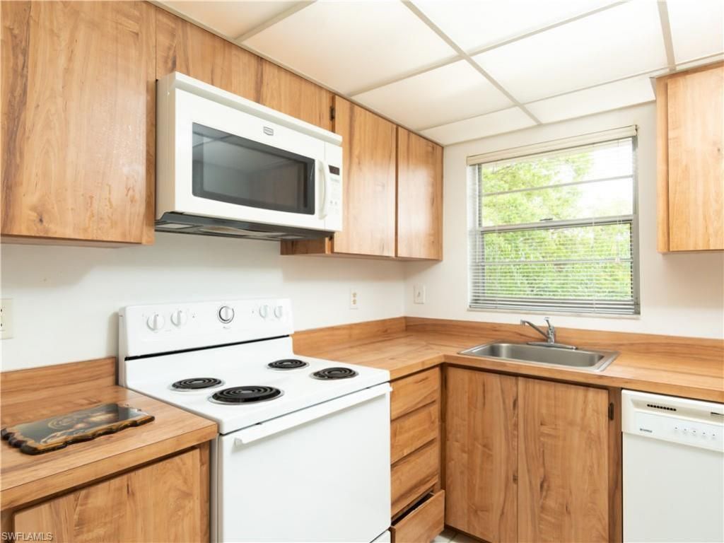 499 Forest Lakes Blvd, Unit 2-309, Naples, FL 34105 Photo