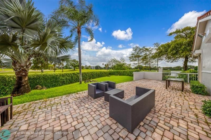 4113 Carriage Drive, Unit Q1, Pompano Beach, FL 33069 Photo