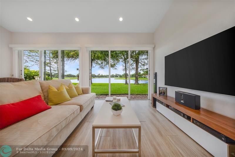 4113 Carriage Drive, Unit Q1, Pompano Beach, FL 33069 Photo