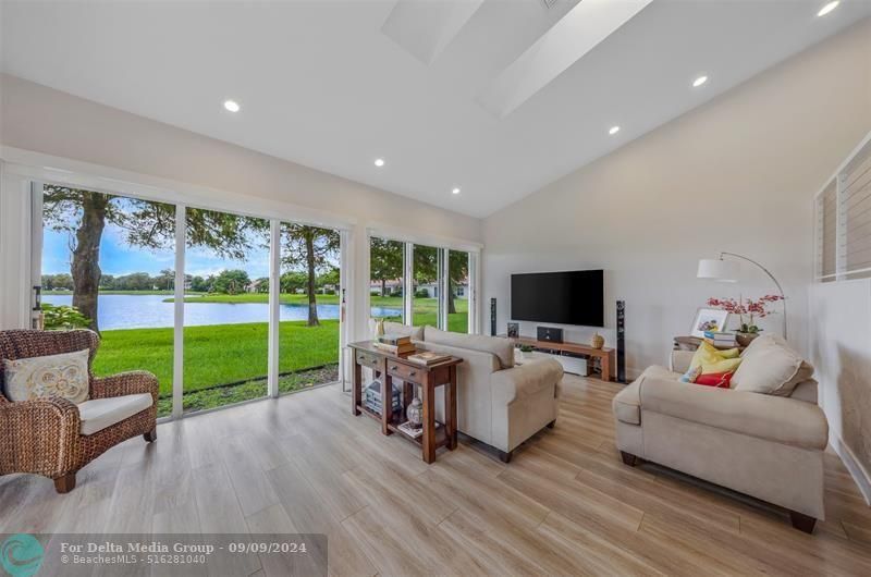 4113 Carriage Drive, Unit Q1, Pompano Beach, FL 33069 Photo