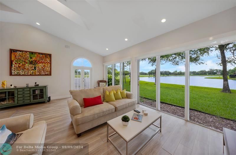 4113 Carriage Drive, Unit Q1, Pompano Beach, FL 33069 Photo