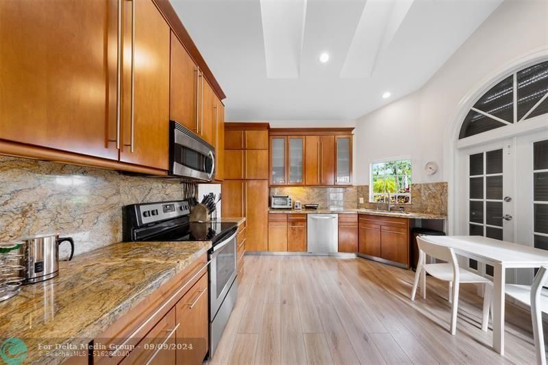 4113 Carriage Drive, Unit Q1, Pompano Beach, FL 33069 Photo