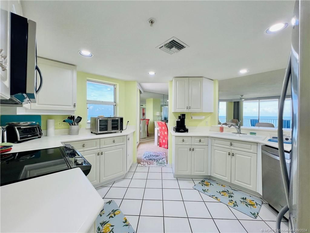 5051 N Highway A1a, Unit 12-6, Fort Pierce, FL 34949 Photo
