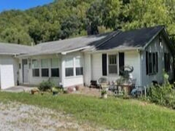 17094 Us Highway 23, Duffield, VA 24244