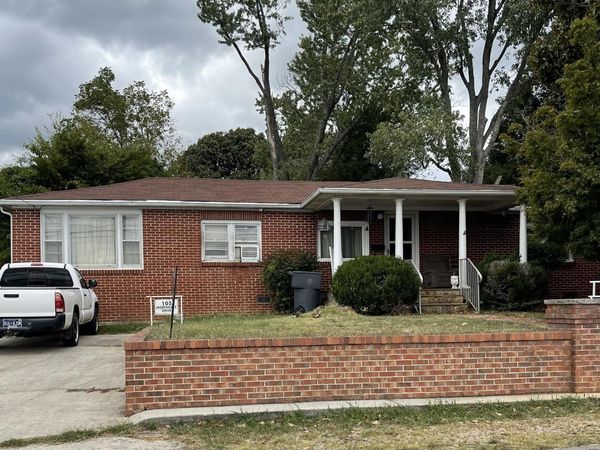 105 Northgate Dr, McMinnville, TN 37110