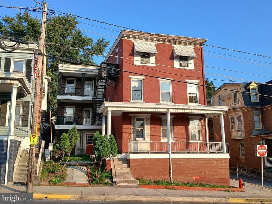 200 E Main Street, Schuylkill Haven, PA 17972 Main Photo